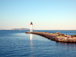 La pointe des Onglous, le phare des Onglous, l'étang de Thau, et le Mont Saint-Clair