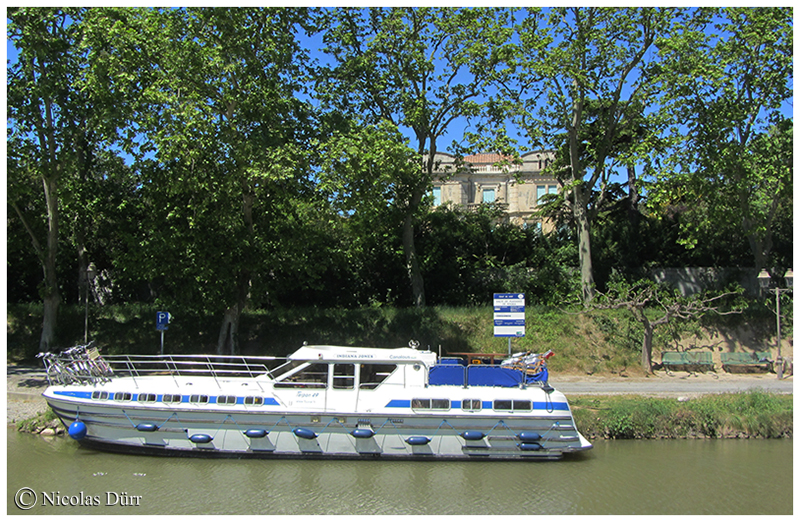 Demeure bourgeoise sur la rive gauche du Canal du Midi à Roubia