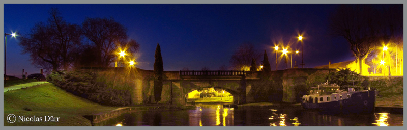 2015-nocturne-canal-du-midi-a-castelnaudary-vue-du-pont-neuf-en-aval-