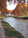 À Castelnaudary, vers la Méditerranée